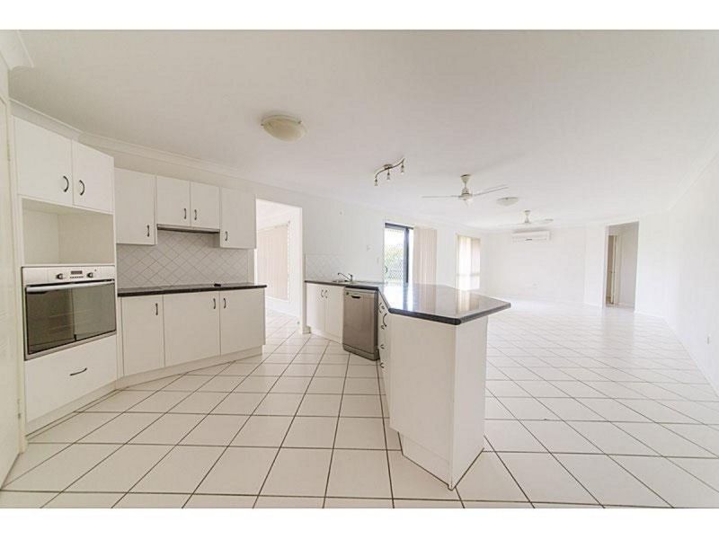 30 Connemara Drive, Kawana QLD 4701